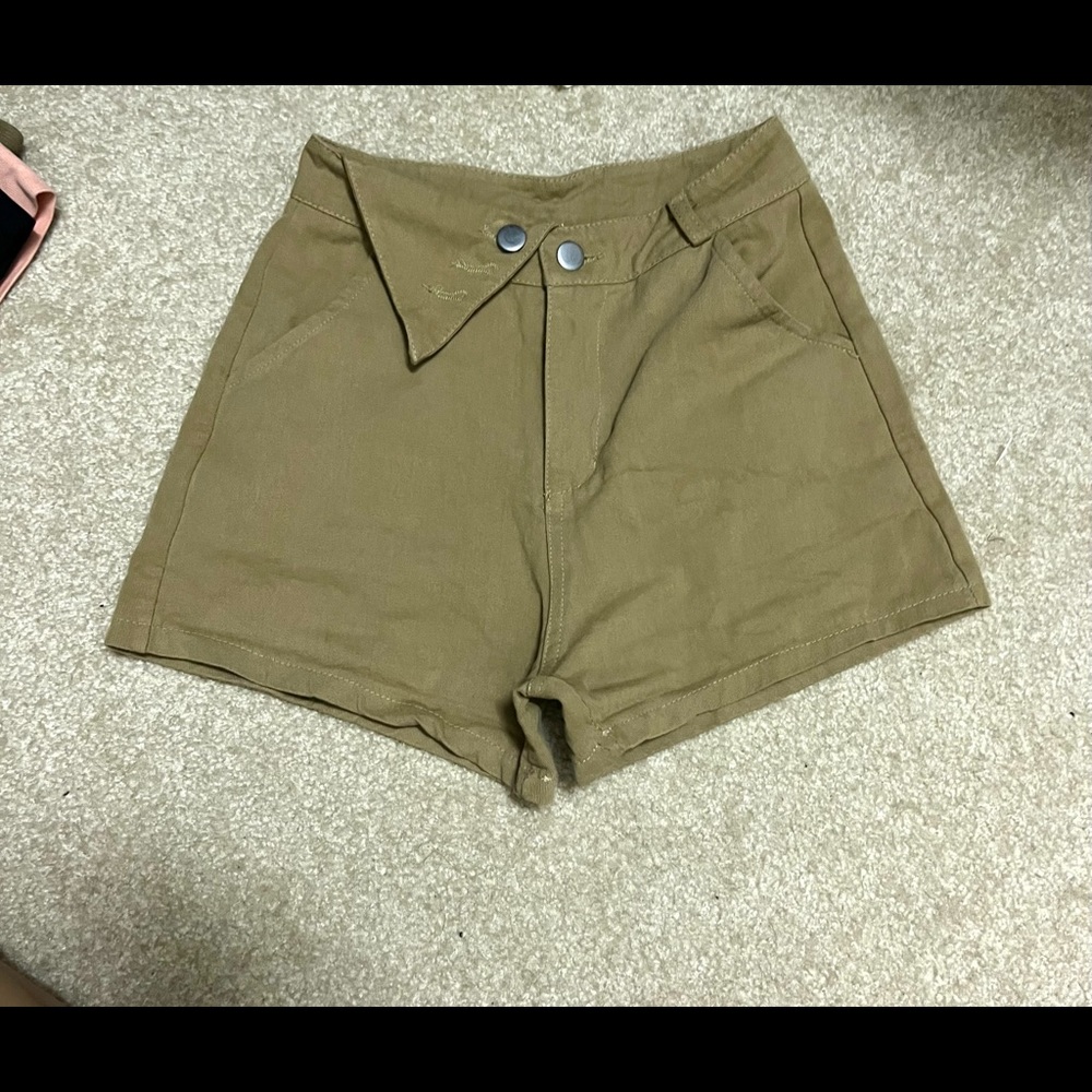 High waist short. Size S. I have 2 of this.